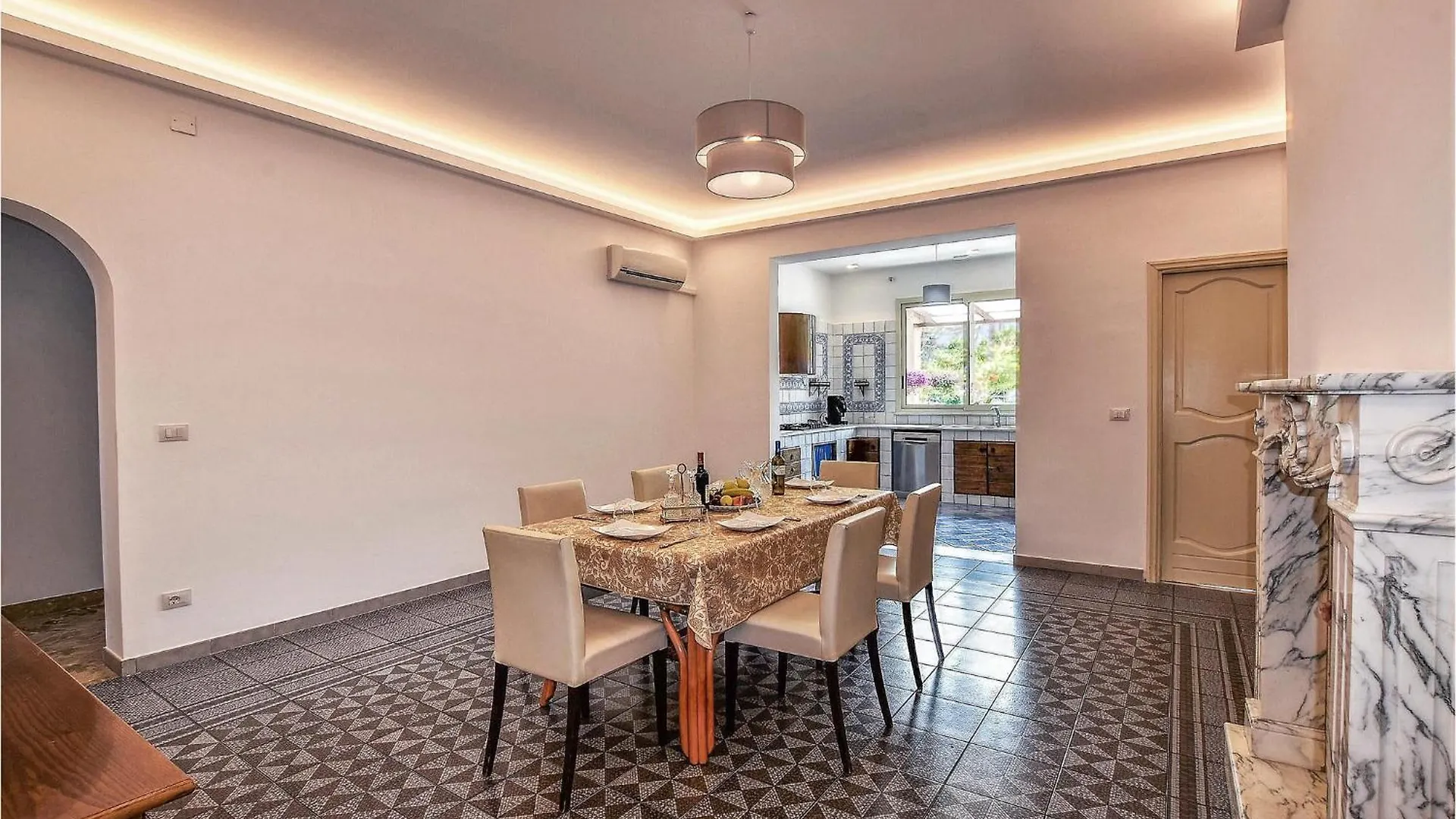 Σπίτι διακοπών Gorgeous Home In Terrasini Ιταλία
