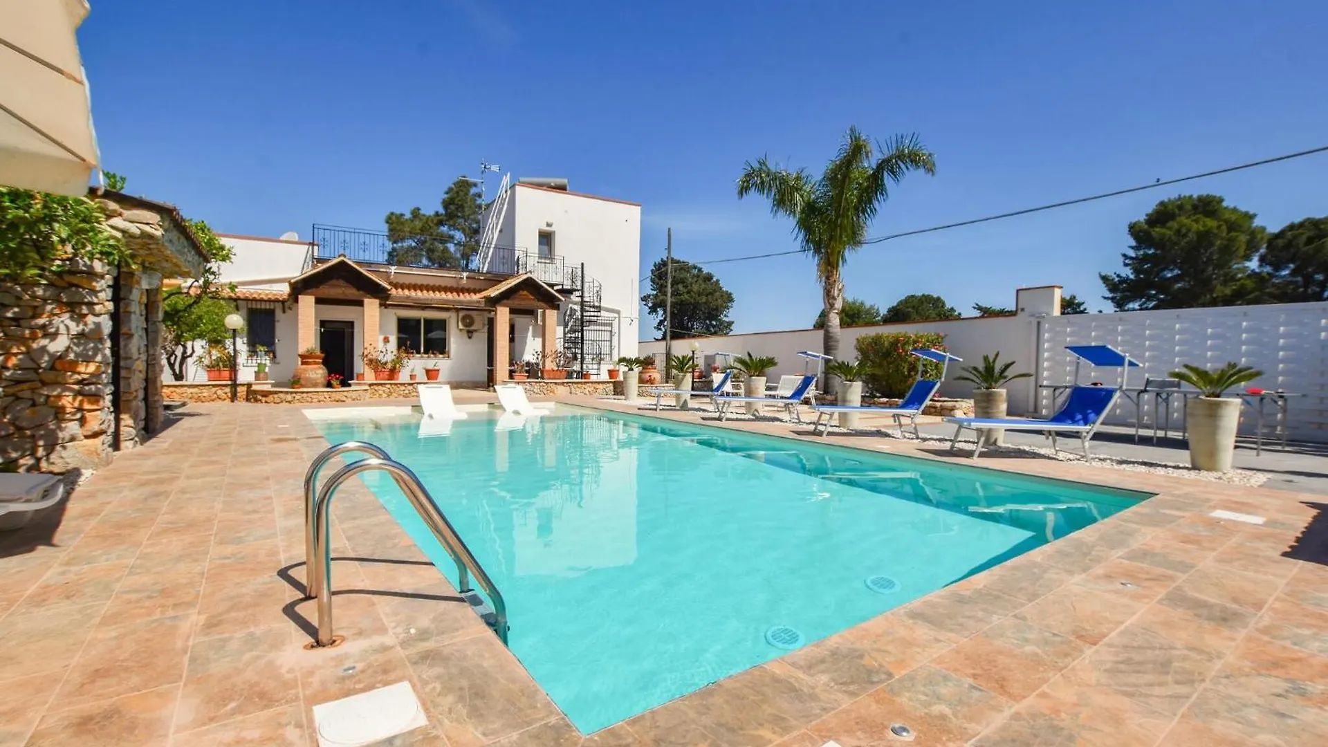 Gorgeous Home In Terrasini