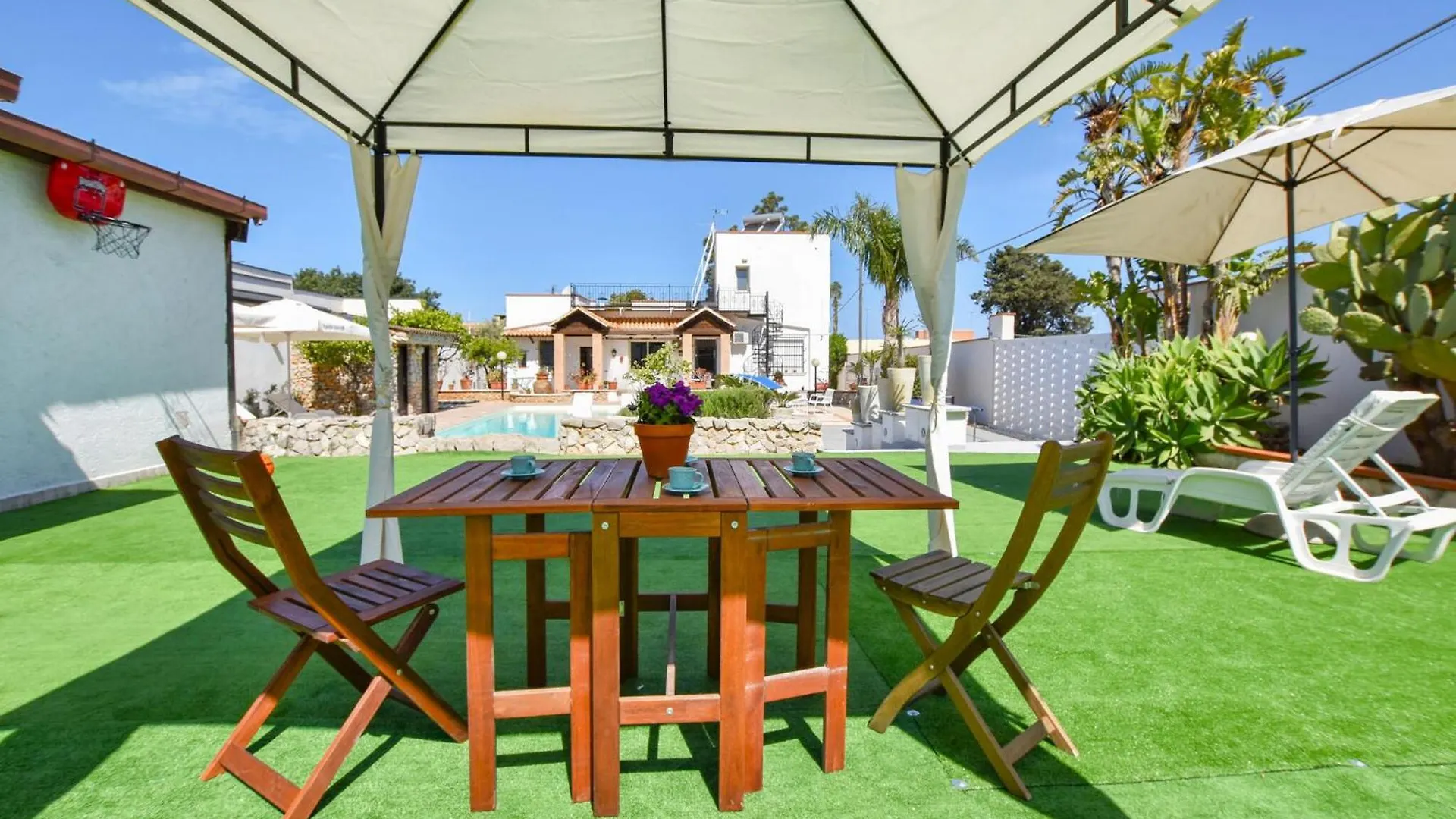 Gorgeous Home In Terrasini Holiday home