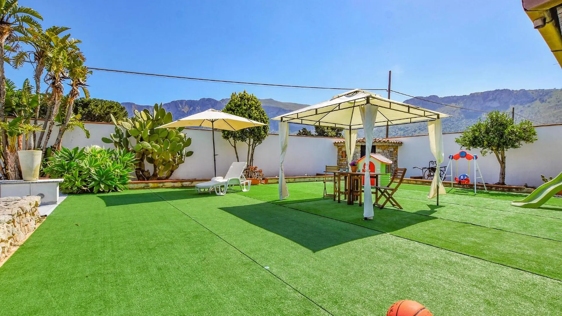 Gorgeous Home In Terrasini
